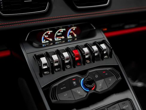 Used 2017 Lamborghini Huracan LP 580-2 RWD image 45