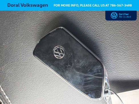 Used 2024 Volkswagen Atlas Peak Edition SE AWD/4WD image 31