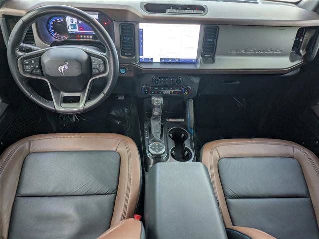 Used 2022 Ford Bronco Outer Banks AWD/4WD image 17