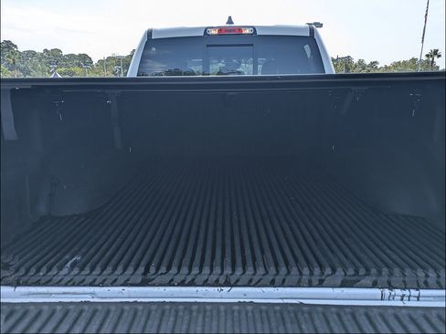 Used 2025 RAM 1500 Big Horn RWD image 14