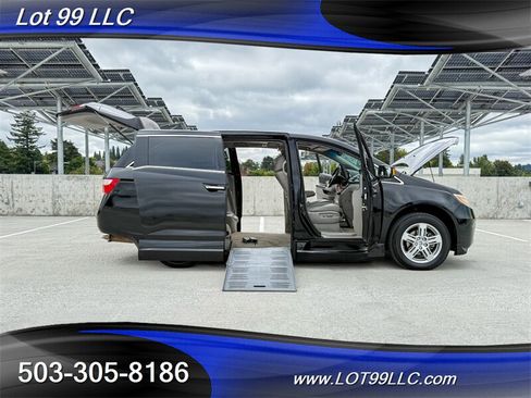 Used 2011 Honda Odyssey Touring image 23