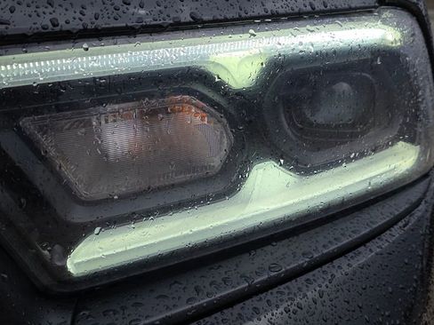 Used 2023 Dodge Durango GT AWD/4WD image 9
