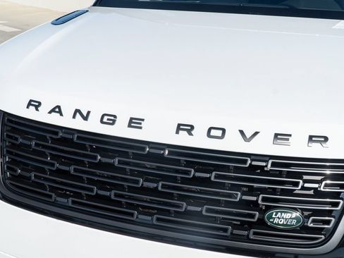 Used 2026 Land Rover Range Rover Velar Dynamic SE AWD/4WD image 9