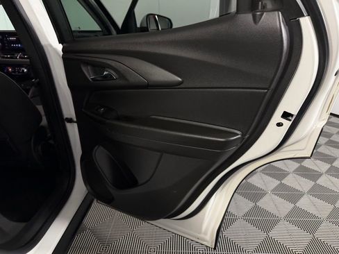 Used 2024 Chevrolet TrailBlazer LT image 28