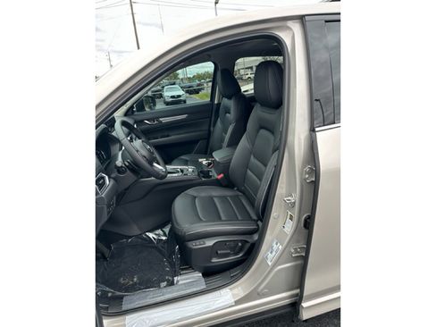 New 2025 MAZDA CX-5 AWD 2.5 S w/ Premium Plus Pkg image 8