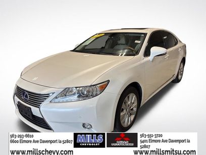 Used 2014 Lexus ES 300h w/ Luxury Package w/Bamboo Trim