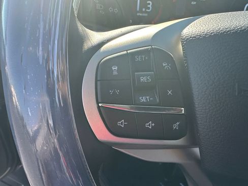 Used 2026 Ford Explorer Active RWD image 25