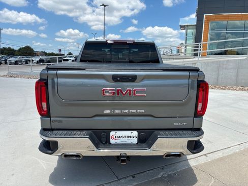 Used 2020 GMC Sierra 1500 SLT w/ SLT Premium Plus Package AWD/4WD image 4