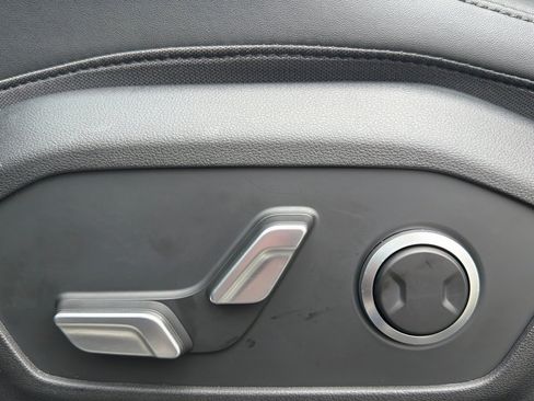 Certified 2025 Hyundai Santa Fe SEL AWD/4WD image 17