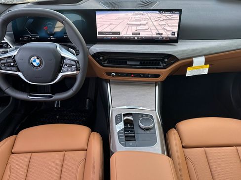 Used 2026 BMW 330i Sedan w/ Premium Package RWD image 15