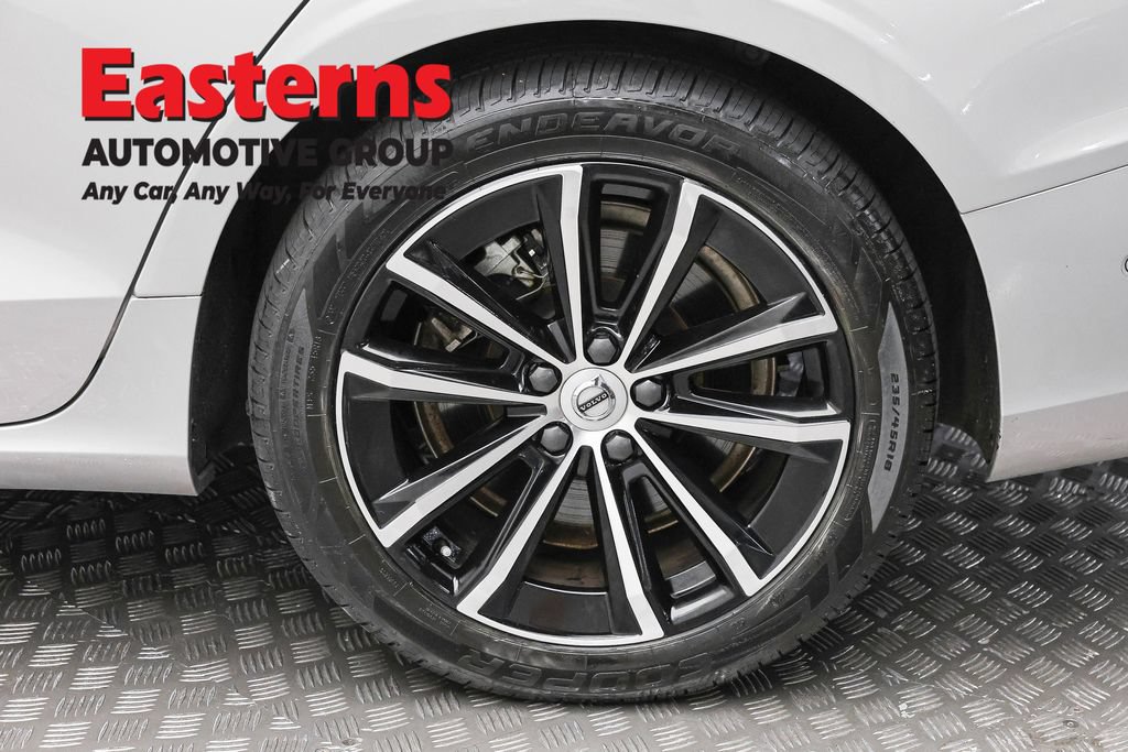 Used 2023 Volvo S60 T8 Plus AWD/4WD image 9