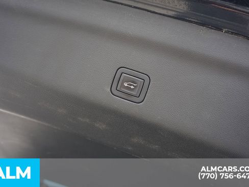 Used 2023 Cadillac Escalade Sport Platinum w/ LPO, ONYX Package image 27