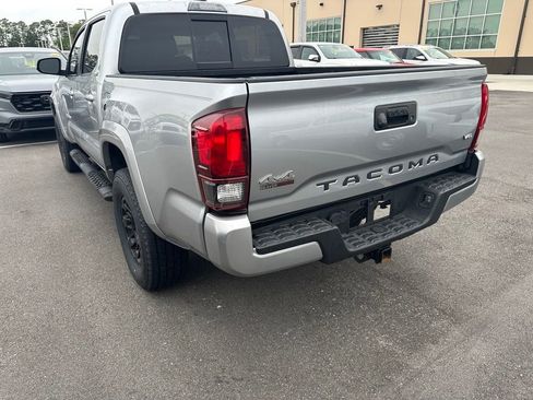 Used 2023 Toyota Tacoma SR5 w/ Technology Package AWD/4WD image 3