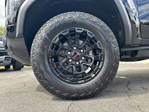 New 2026 GMC Canyon Elevation w/ Convenience Package RWD image 12