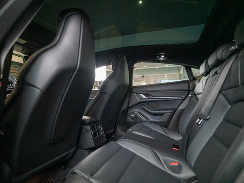 New 2026 Porsche Taycan image 36