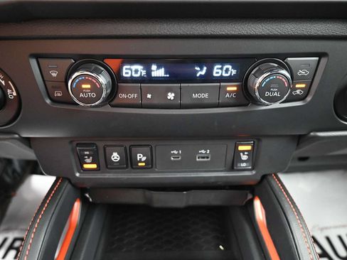 Used 2026 Nissan Frontier PRO-4X w/ Pro-4x Convenience Package AWD/4WD image 9