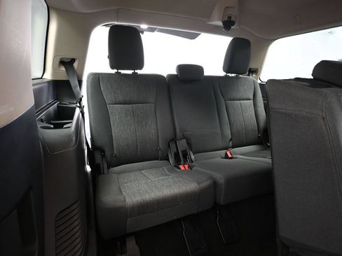 Used 2022 Ford Expedition XLT AWD/4WD image 44
