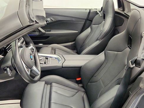 Used 2025 BMW Z4 sDrive30i w/ Premium Package image 21