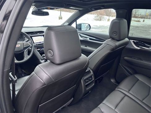 Used 2024 Cadillac XT5 Premium Luxury image 25