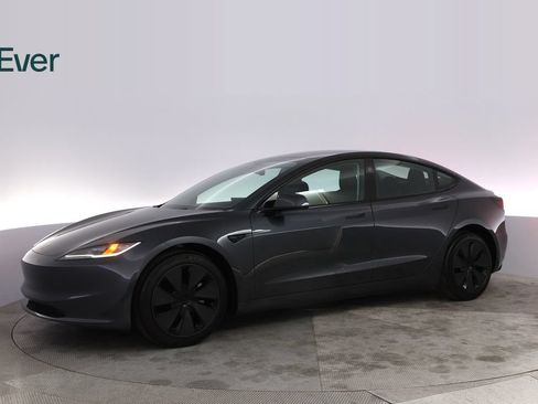 Used 2025 Tesla Model 3 Long Range RWD image 18