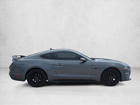 Used 2021 Ford Mustang GT Premium w/ GT Performance Package RWD image 4