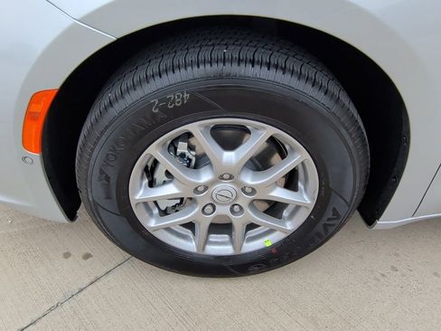 New 2026 Chrysler Pacifica Select image 48