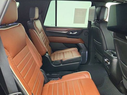 Used 2023 GMC Yukon Denali Ultimate AWD/4WD image 25