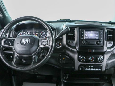 Used 2024 RAM 2500 Tradesman w/ Chrome Appearance Group AWD/4WD image 18