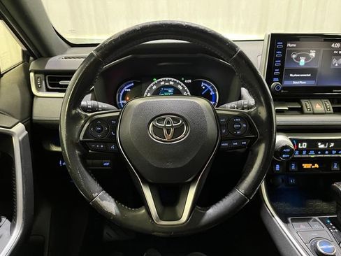 Used 2019 Toyota RAV4 XSE AWD/4WD image 18