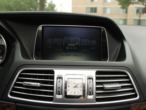 Used 2016 Mercedes-Benz E 400 Cabriolet image 29
