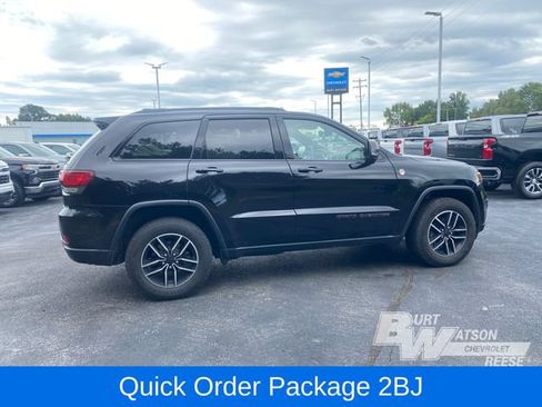 Used 2019 Jeep Grand Cherokee Trailhawk AWD/4WD image 7