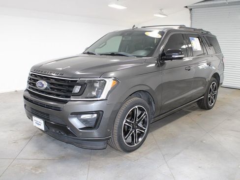Used 2019 Ford Expedition Limited w/ Equipment Group 303A image 4