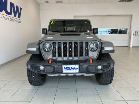 Used 2021 Jeep Gladiator Mojave w/ Dual Top Group AWD/4WD image 3