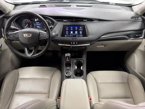 Used 2019 Cadillac XT4 Premium Luxury AWD/4WD image 29