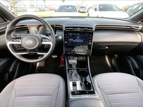 Used 2022 Hyundai Santa Cruz SEL Premium image 14