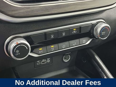 Used 2024 Nissan Altima 2.5 SV FWD image 30