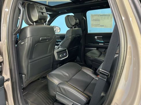 New 2026 Ford Expedition Tremor image 28