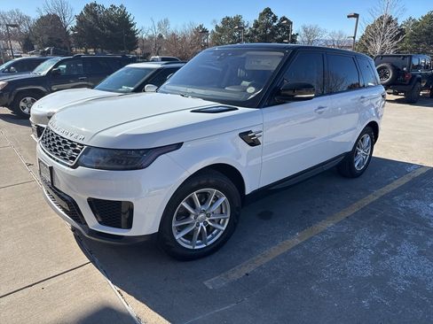 Used 2020 Land Rover Range Rover Sport SE image 1