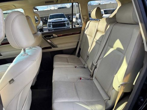 Used 2013 Lexus GX 460 w/ Comfort Plus Pkg AWD/4WD image 19