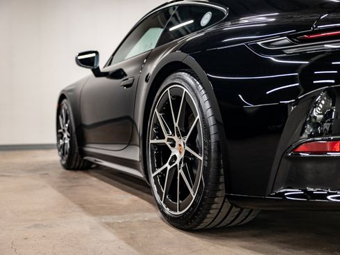 Used 2026 Porsche 911 Carrera T image 31