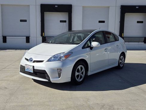 Used 2014 Toyota Prius Three w/ Solar Roof Package FWD image 1