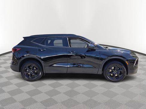 Used 2024 Chevrolet Blazer LT w/ Midnight/Sport Edition FWD image 7