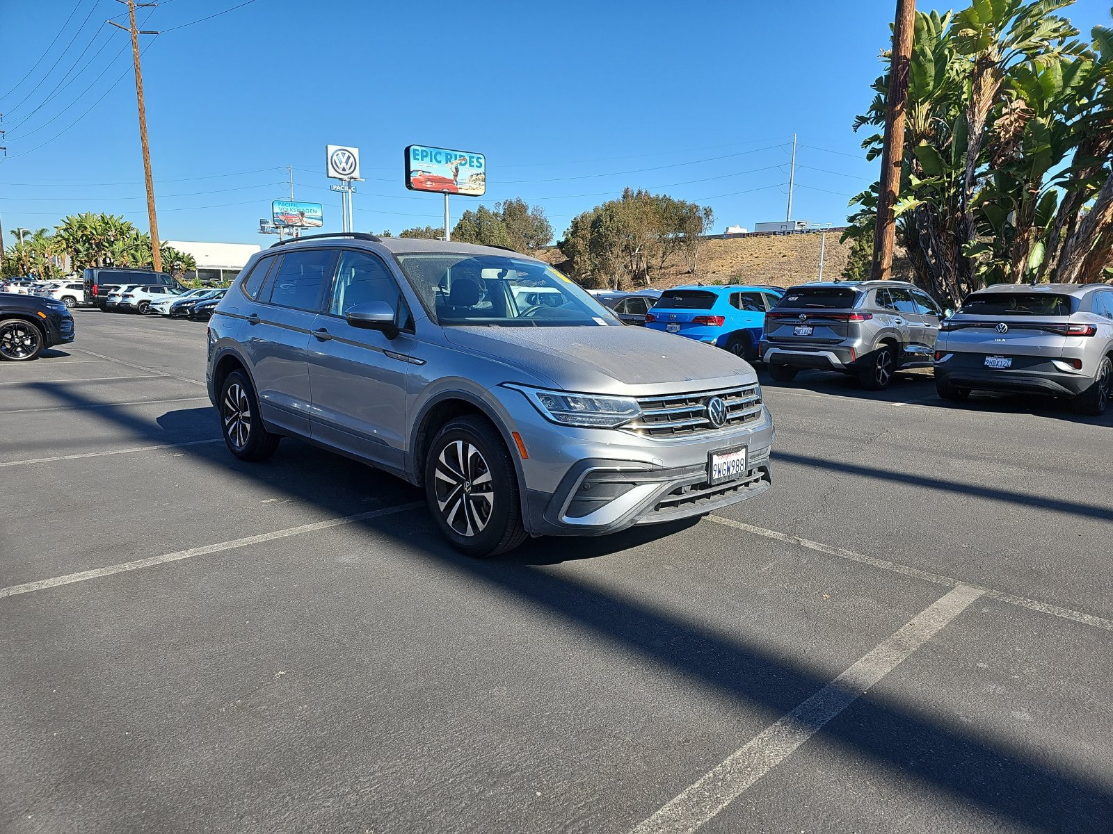 Used 2022 Volkswagen Tiguan S FWD image 3