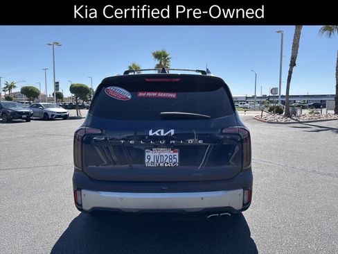 Certified 2024 Kia Telluride EX w/ EX Captain's Chair Package FWD image 8