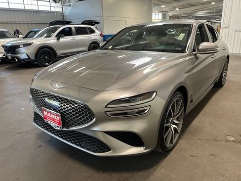 Used 2024 Genesis G70 2.5T RWD image 6