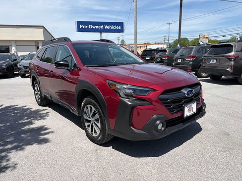 Certified 2024 Subaru Outback Premium AWD/4WD image 1