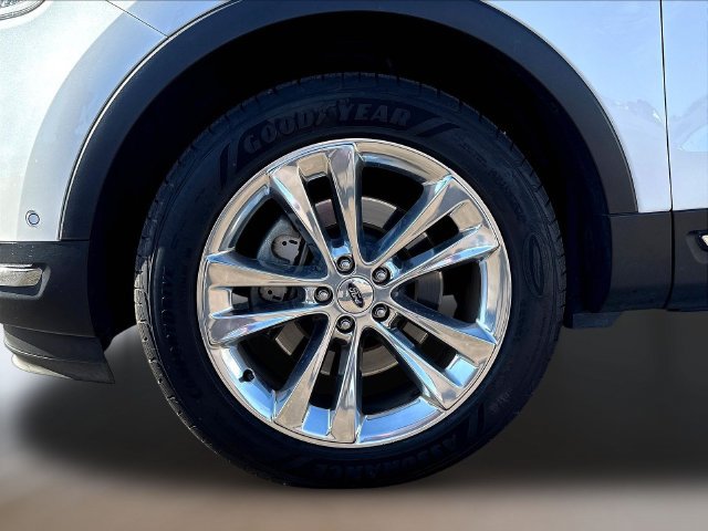 Used 2018 Ford Explorer Limited w/ Equipment Group 301A AWD/4WD image 35