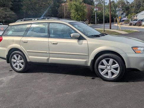 Used 2007 Subaru Outback 2.5i Limited image 6