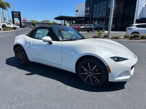 New 2026 MAZDA MX-5 Miata Grand Touring image 1