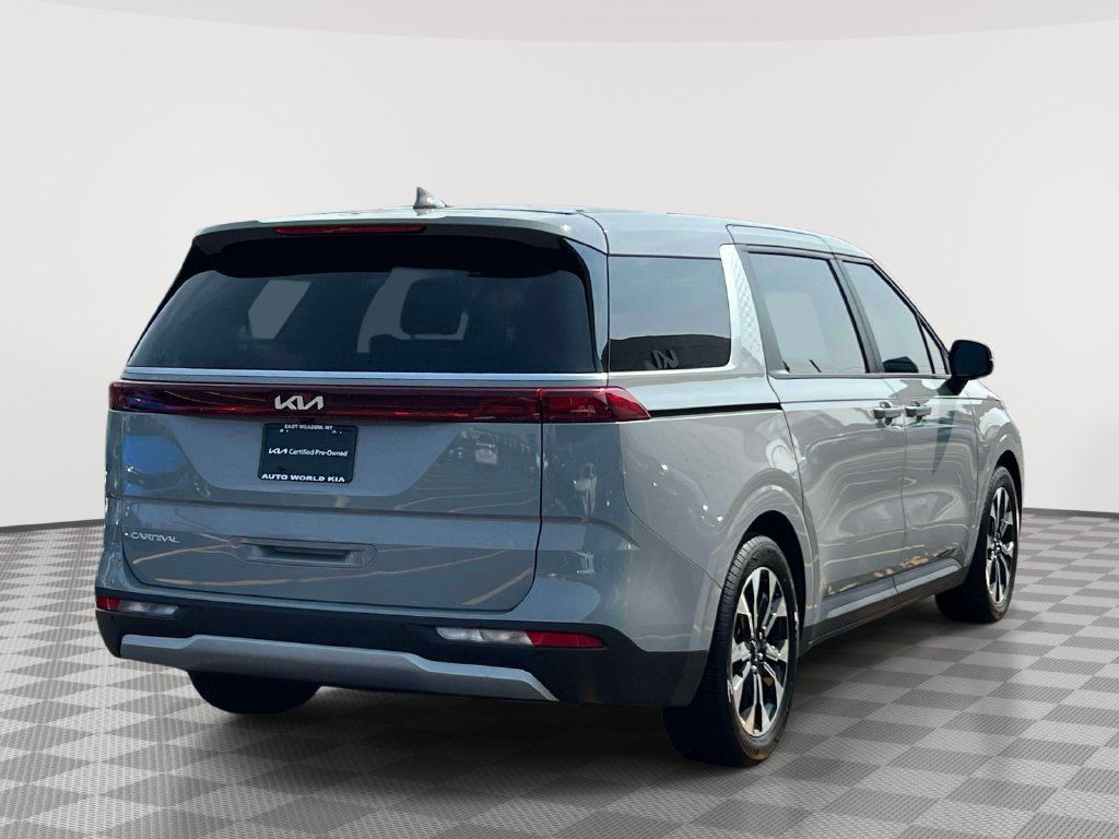Certified 2023 Kia Carnival EX FWD image 5